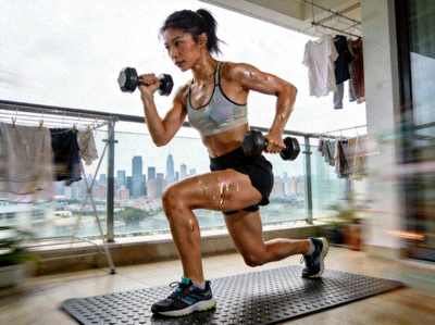 有氧燃脂训练场景 - 用户在阳台进行高强度间歇训练（HIIT）