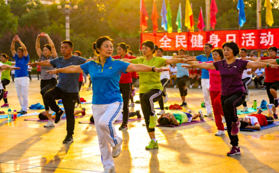 全民健身日活动火热现场 - 市民积极参与各类健身运动